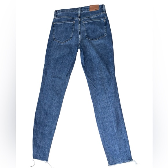 Madewell 10" High-Rise Skinny Jeans in Dewitt Wash: Button-Front| Size 28 - Picture 5 of 6